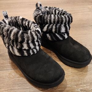 UGG Classic Fluff Mini Quilted Zebra Black Suede Shearling Winter Boots NEW 6 37